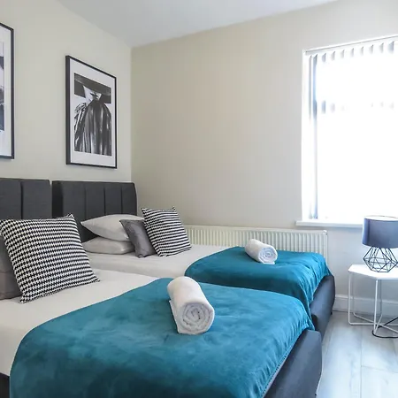 Tudors Esuites 5 Bedroom House Ferienhaus Birmingham